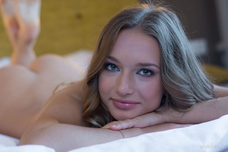 Танюшечка, 23 года, 0 размер груди